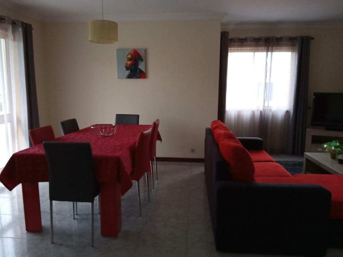 Apartamento Arosa Santa Maria da Feira Exteriör bild